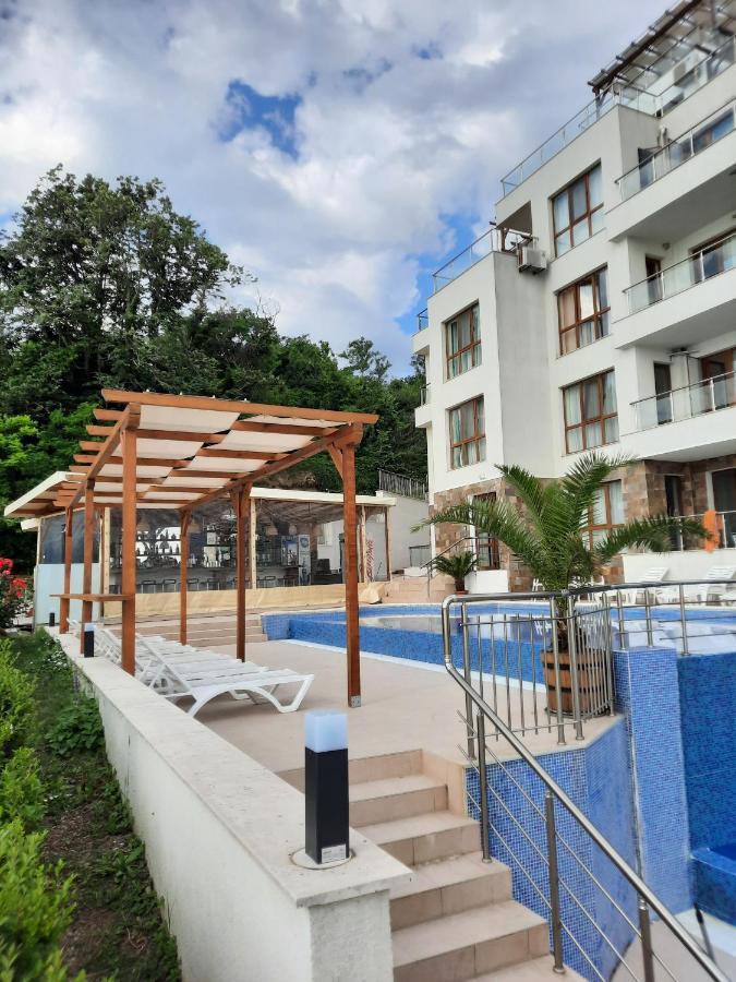 Byala Vista Cliff Apartments Buitenkant foto