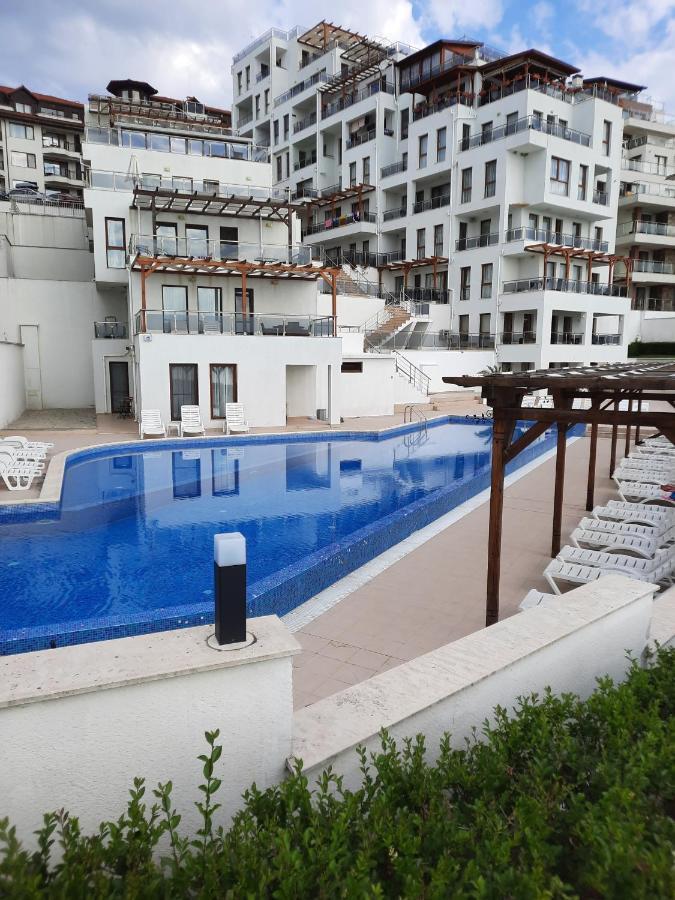 Byala Vista Cliff Apartments Buitenkant foto