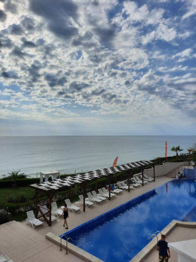 Byala Vista Cliff Apartments Buitenkant foto