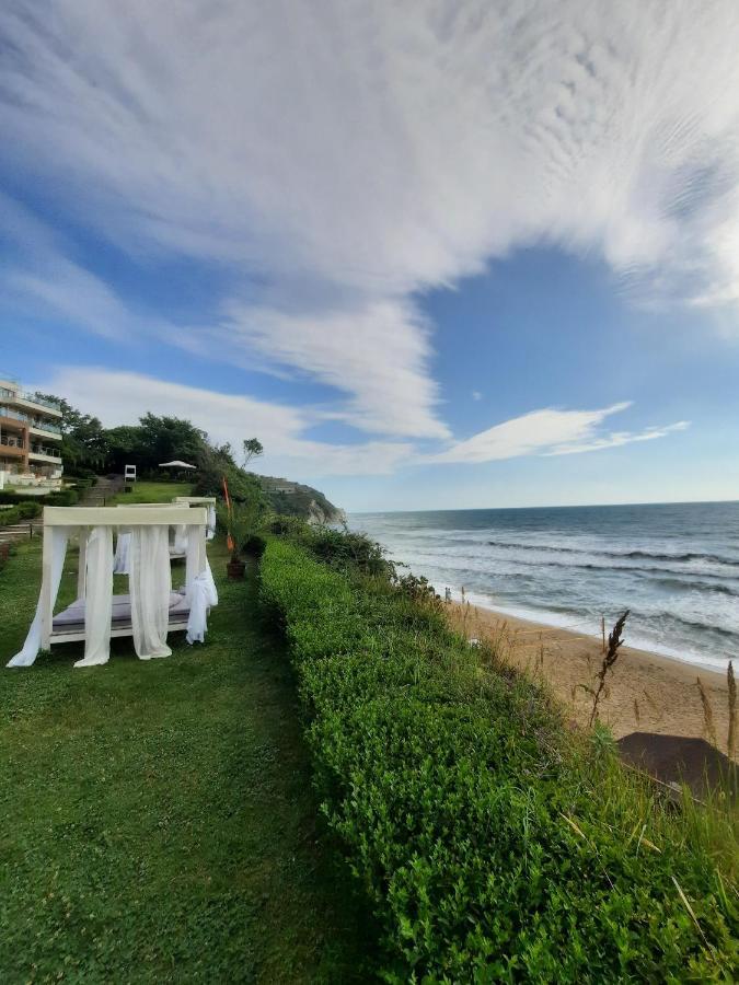 Byala Vista Cliff Apartments Buitenkant foto