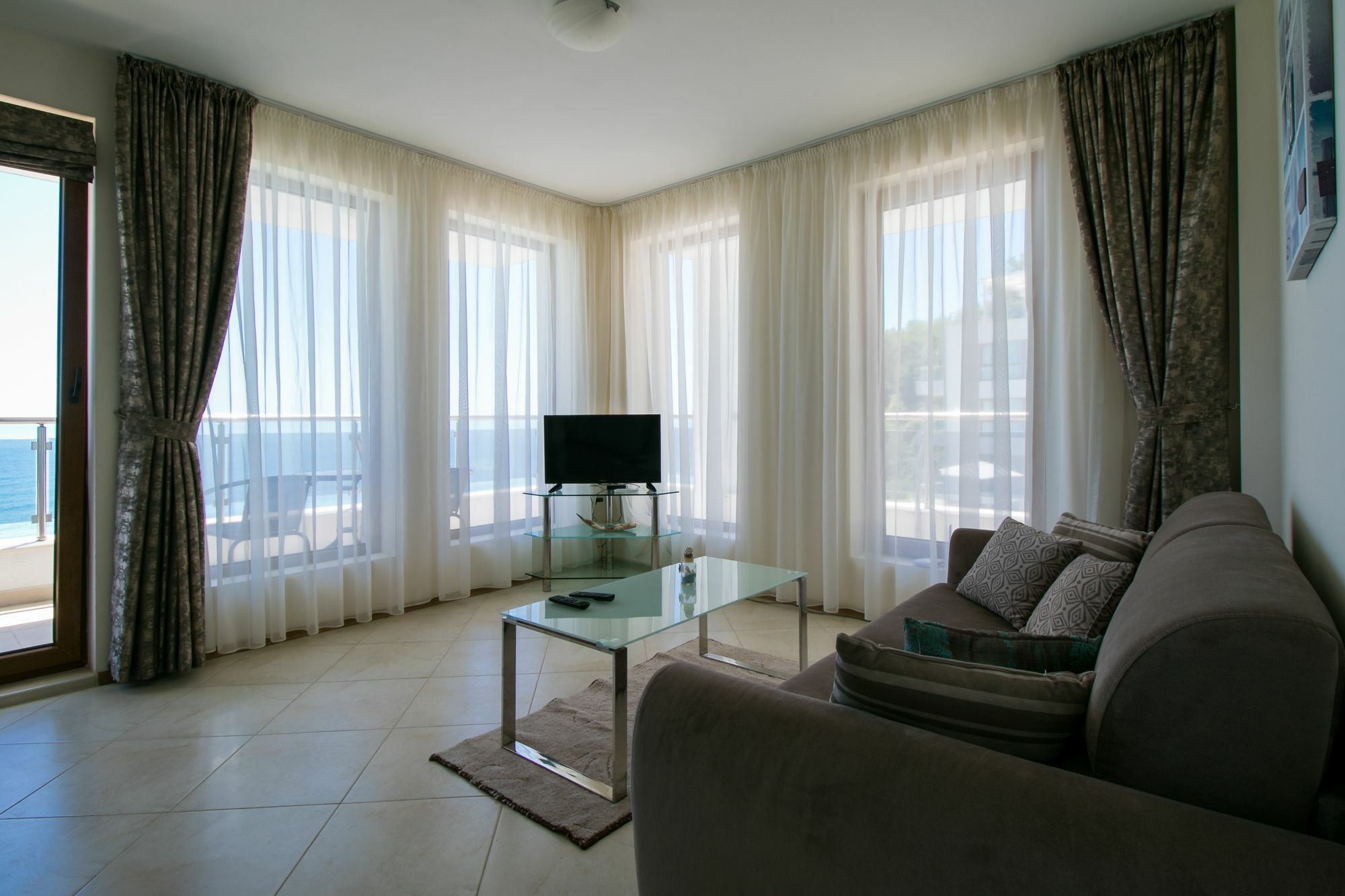 Byala Vista Cliff Apartments Buitenkant foto